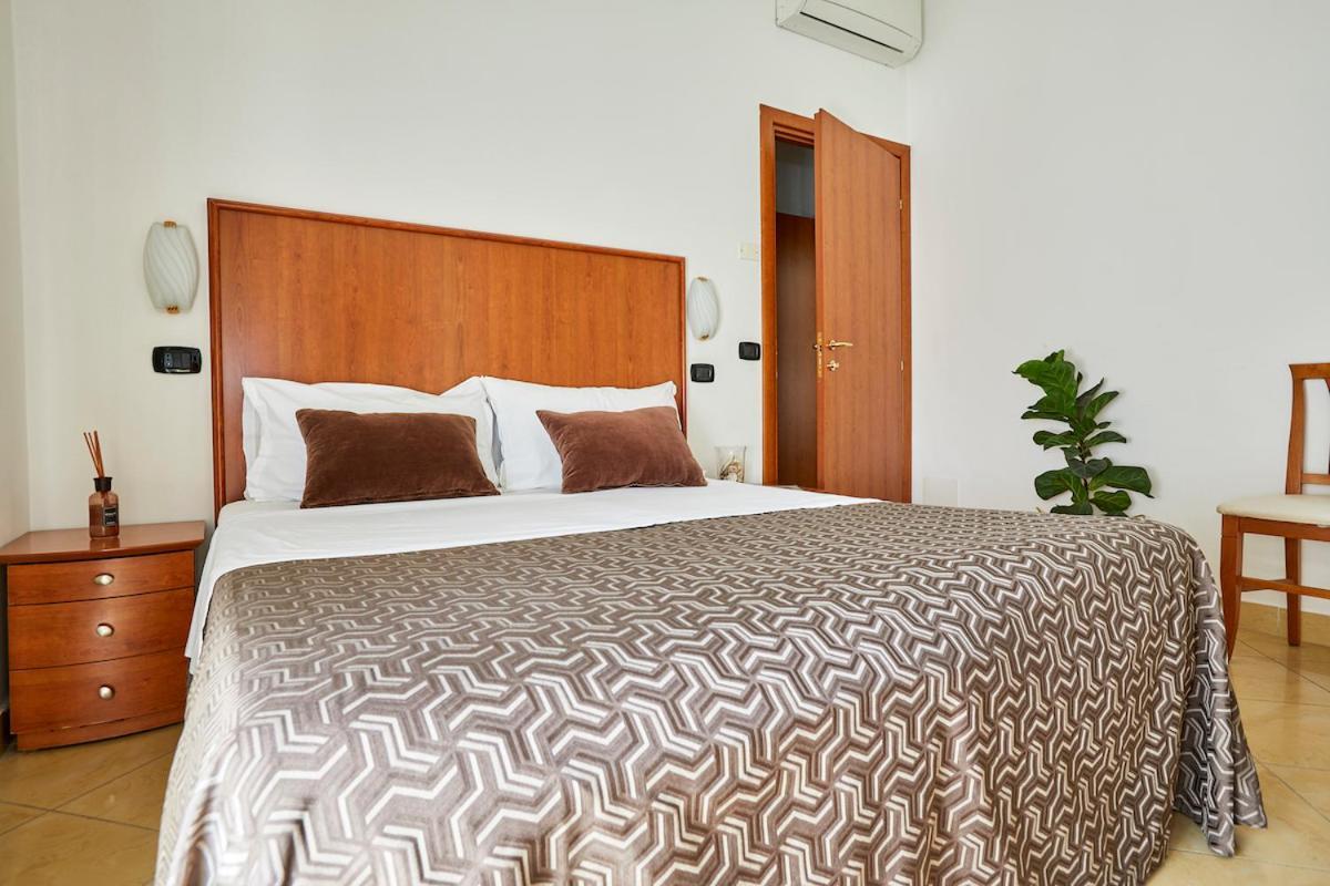 Residence Fellini Rimini Zewnętrze zdjęcie