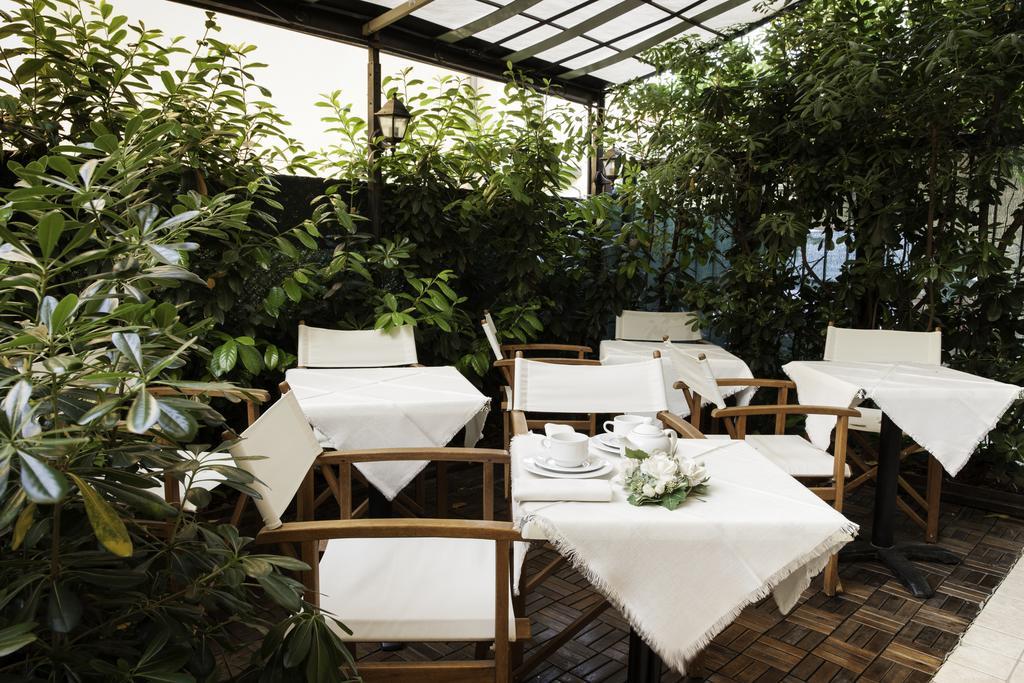 Residence Fellini Rimini Zewnętrze zdjęcie