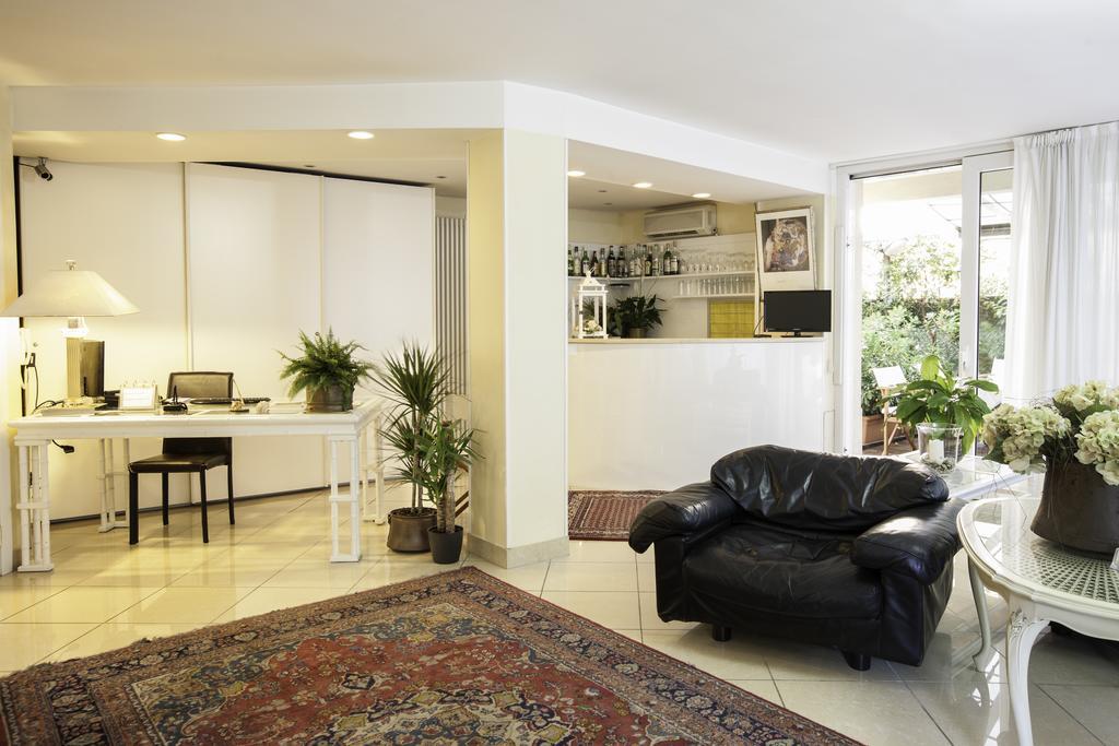 Residence Fellini Rimini Zewnętrze zdjęcie