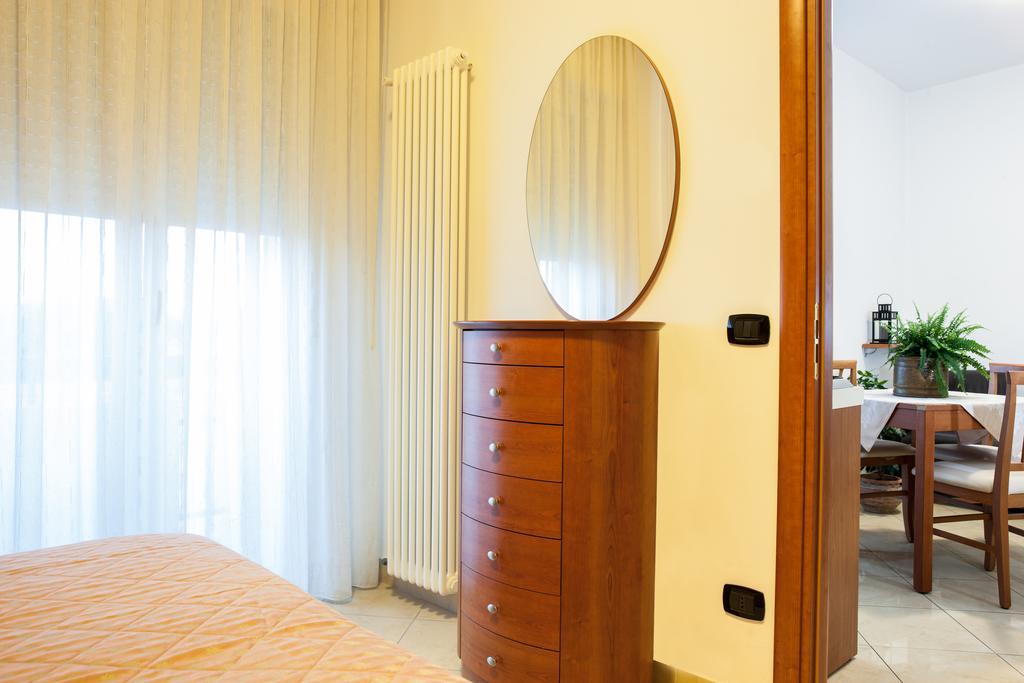 Residence Fellini Rimini Zewnętrze zdjęcie