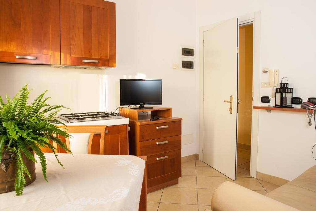 Residence Fellini Rimini Pokój zdjęcie